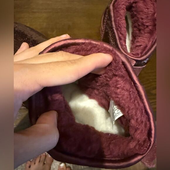 UGG Classic Ultra Mini Mirror Ball- BRAND NEW - Picture 14 of 15